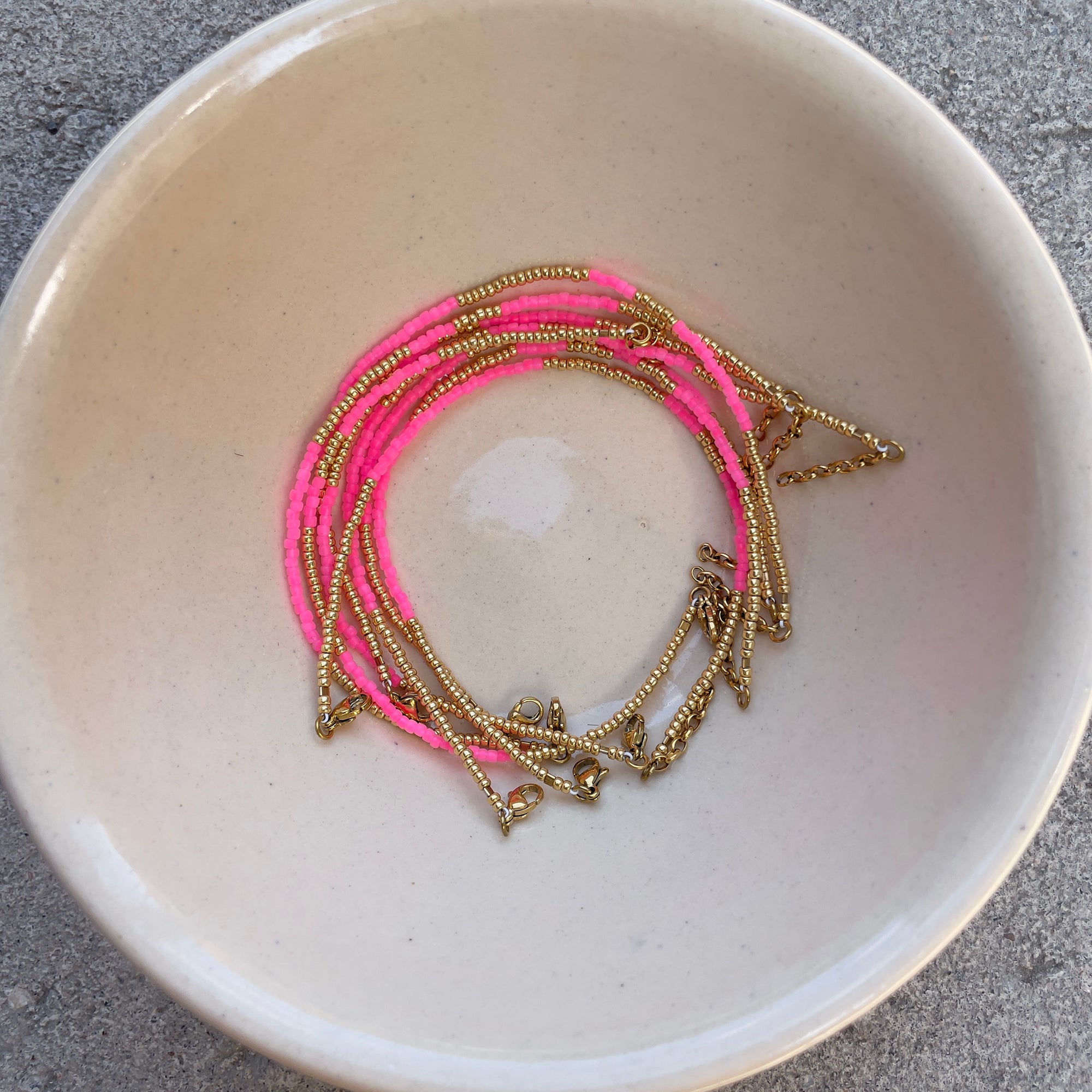 Emi Bracelet Neon Pink